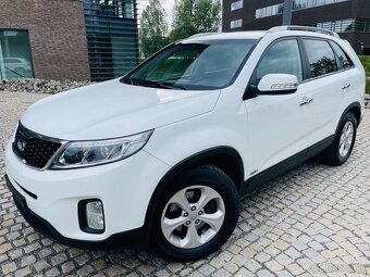Kia Sorento 2.2CRDi 4x4 MANUÁL LED VÝHŘEV KAMERA SENZORY - 2