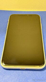 iPhone XR 64GB White, pěkný stav - 2