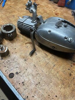 Motor jawa 05 po GO - 2