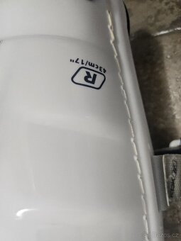 Profi hokejove holeně Jofa 8K 17" - 2