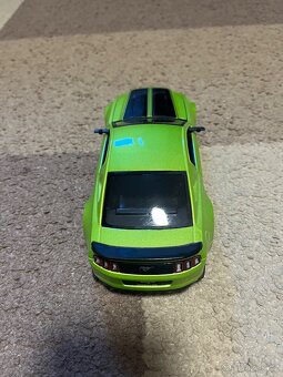 Model auta Ford mustang GT - 2