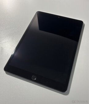 iPad (9. generace) 256 GB, vesmírně šedá - 2