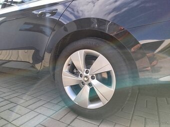 Originál Alu Kola ŠKODA 5x112R17 TRITON, Letní Pneu215/55/17 - 2