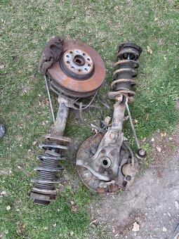 Passat B6 person, tlumiče, těhlice… - 2