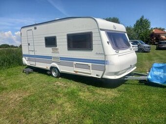 Prodám karavan hobby 495 UL . EL POJEZD, ODDĚLENÉ POSTELE - 2