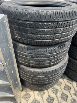 Letní pneu Bridgestone 265/50 R20 - 2