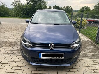 VW POLO 6R 2011 1,4 63KW MODEL TEAM 2011 TOP STAV - 2
