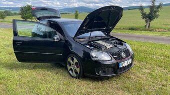 VW Golf 5 GTI - 2