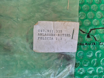pastorek startéru (volnoběžka) Škoda Favorit, Felicia 047911 - 2