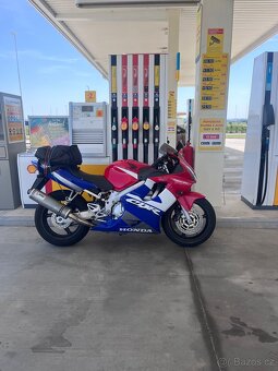 Honda CBR600f4i TOP STAV - 2