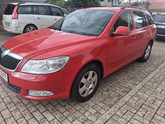 ŠKODA OCTAVIA COMBI 1.6TDI.77KW.R.V.2012 - 2