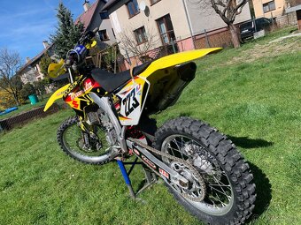 Suzuki rmz 250 - 2
