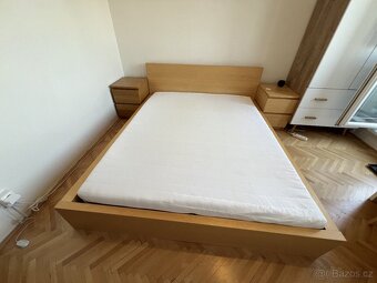 Predám posteľ IKEA MALM 160×200 cm + nočné stolíky - 2