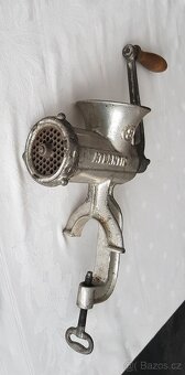 Starožitný mlýnek na maso – ATLANTIC 8 - 2