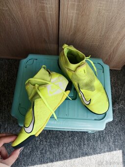 Nike Phantom Vision Academy tenisky sálové vel. 38 - 2