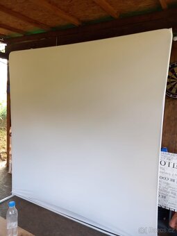 Projekční plátno - 2