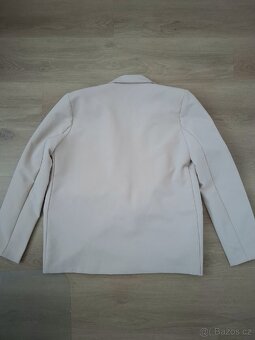 Béžové sako – PRETTY LITTLE THING, velikost 36
- 2