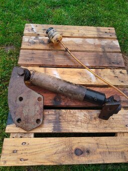 Tlumič řízení Zetor 5245 - 2