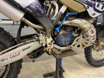 Husqvarna TE 300 - 2