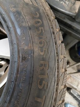 Barum 205/65 R15 - 2