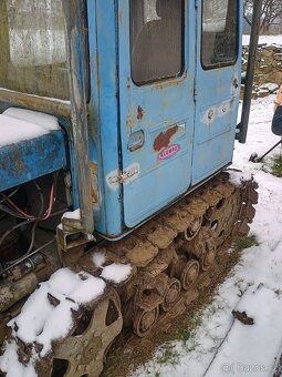 Pásový traktor Bolgar T 54 - 2