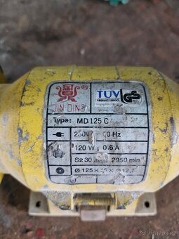 Dvoukotoučová bruska - 2