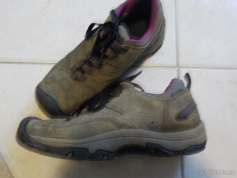 Keen out boty vel 38,5 - 2