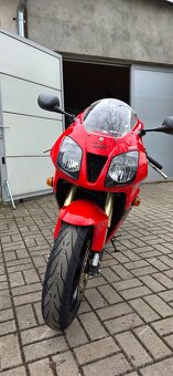 Honda VTR 1000 SP1 - 2