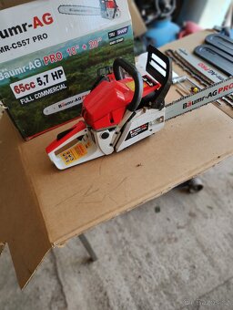 Prodám motorovou pilu Baumr - 2