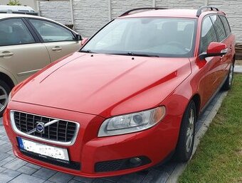 Volvo V70 2.0D 100kW 2009, manuál - 2
