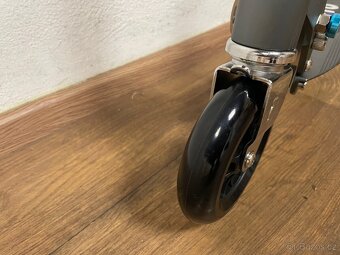 Koloběžka Micro Bullet Scooter skládací NOVÁ - 2