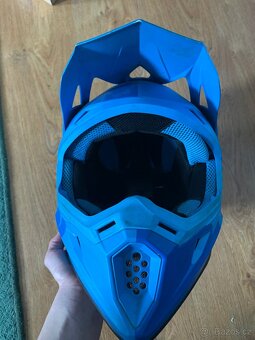 Motocrosova helma Raven - 2