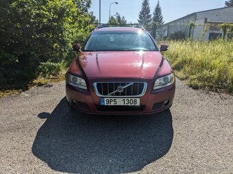 Volvo V70 2.4D nová STK - 2