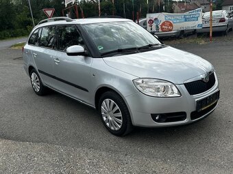 Škoda Fabia II kombi 1.2i 51kw, r.2010, serviska, STK, klima - 2
