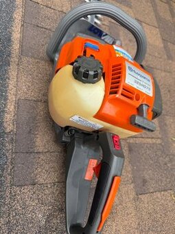 Plotostřih Husqvarna 325HD75 – profi stroj v super stavu - 2