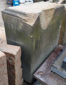 Pískovcový podstavec - 2 - 2