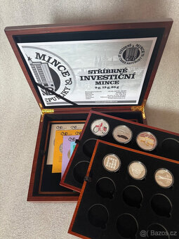 Malé plato pro 200,- stříbrné mince ČNB 37mm v kapsli - 2