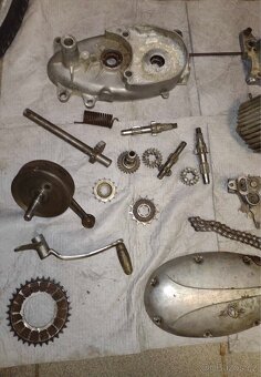 Díly motoru Jawa 50 Pionýr 20,21 mustang - 2