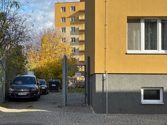 3+1  Opava- klidná ulice, 300m od centra, parkování ve dvoře - 2