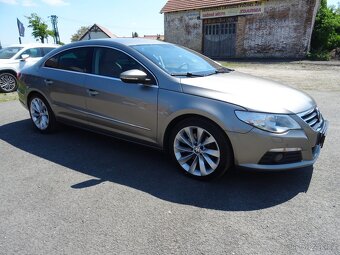 Volkswagen Passat CC 2.0 TDi - 2