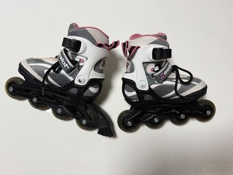 Dívčí in-line brusle nastavitelná vel. 29-32 - 2