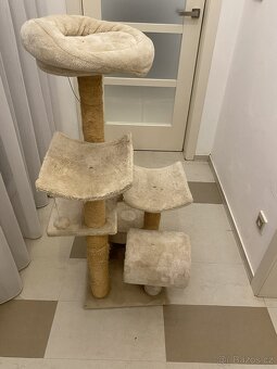 Kočičí škrabadlo a odpočívadlo - 2