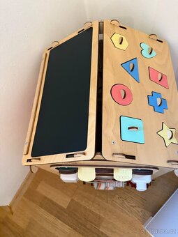 Activity board BusyKids domeček natura - 2