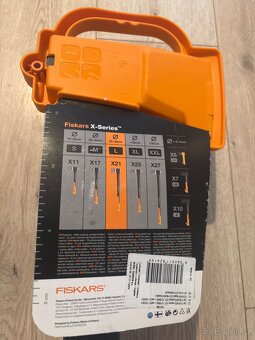 Fiskars sekera X21 - 2