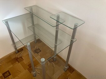 Skleněný stůl - 2