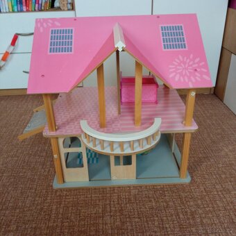 Domeček pro panenky-dřevěný - 2