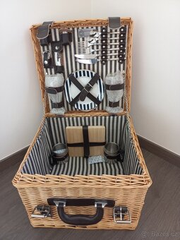 Krásný nový piknikový koš - 2