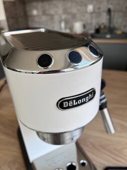 Kávovar Delonghi - 2