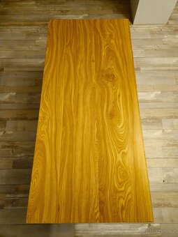 Konferenční stolek - 2