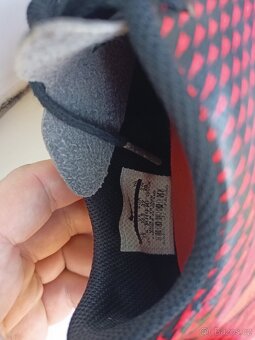 Dětské sálové kopačky Nike vel.32 - 2